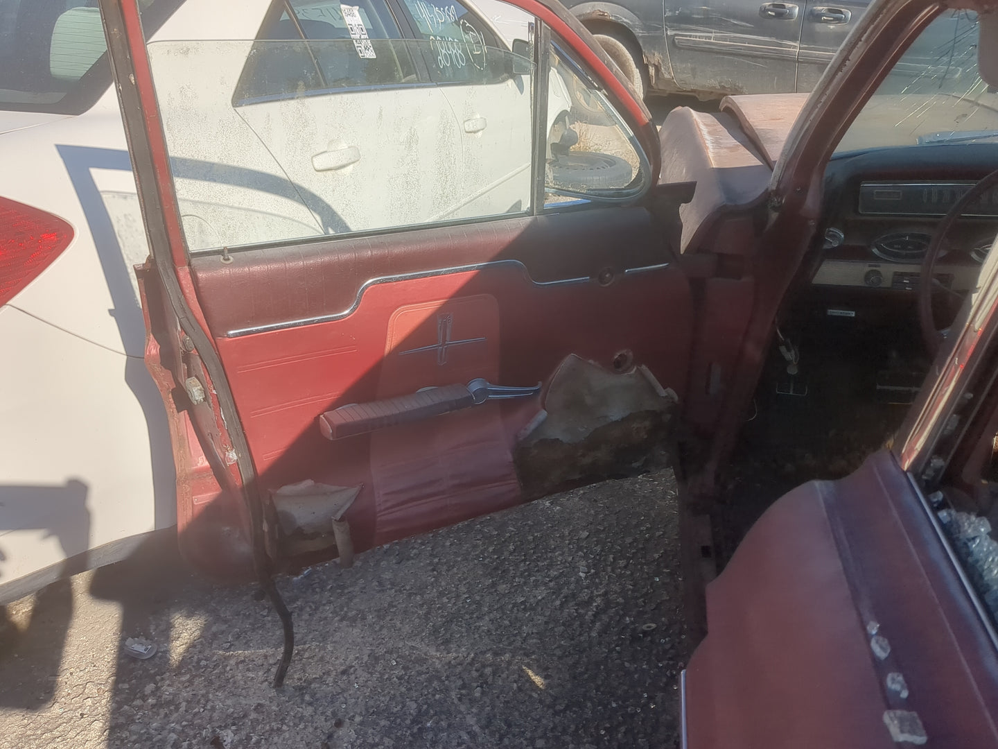 1961 Oldsmobile 88 Dynamic Base Driver Front Door Oem - Oemusedautoparts1.com