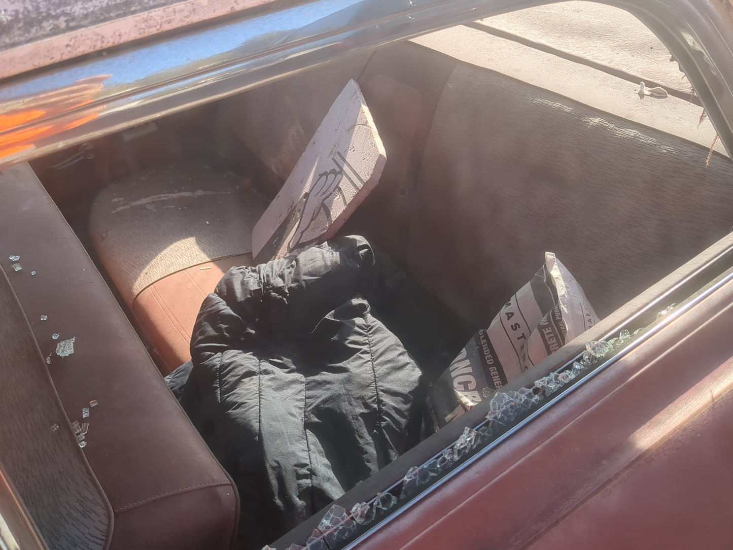 1961 Oldsmobile 88 Dynamic Base Rear Seat Oem - Oemusedautoparts1.com