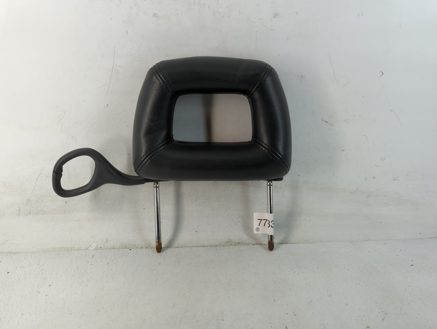 1962 Pontiac Grand Prix Headrest Head Rest Rear Seat Fits OEM Used Auto Parts - Oemusedautoparts1.com