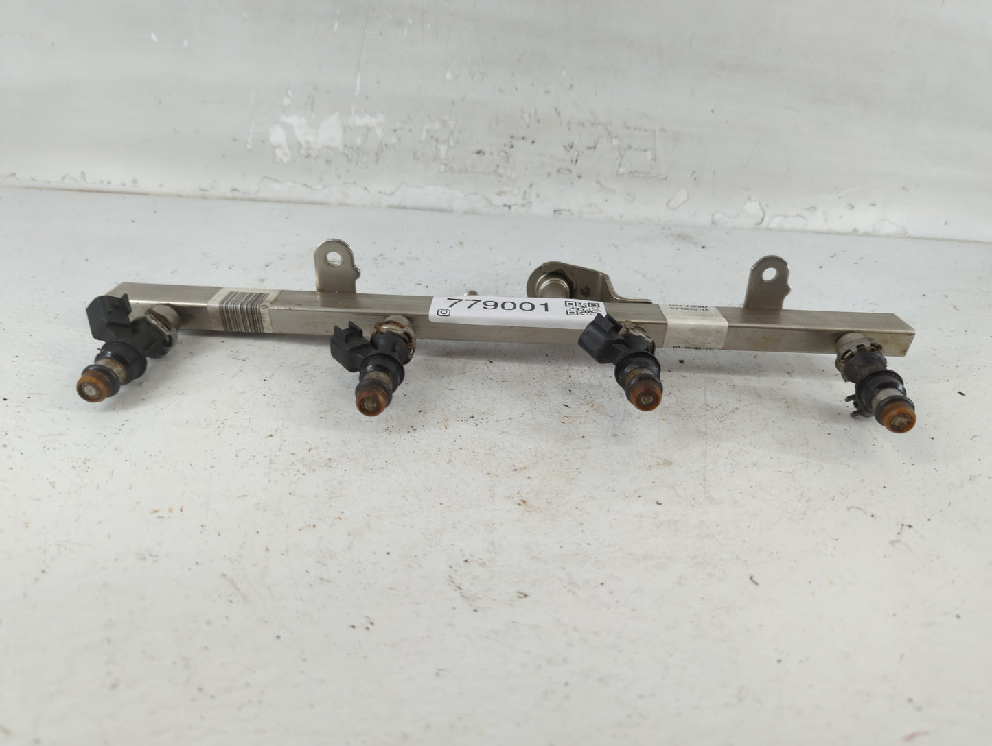 1968 Ford Mustang Fuel Injectors P/N:1258 7390 51-5045-1A Fits OEM Used Auto Parts - Oemusedautoparts1.com