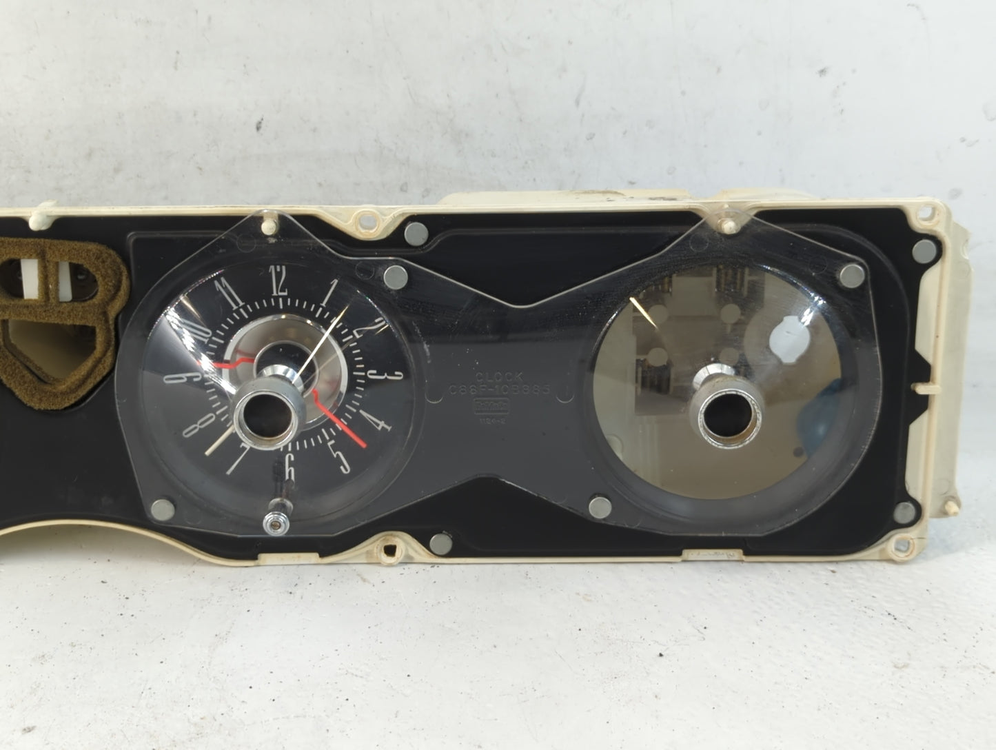 1970 Ford Thunderbird Instrument Cluster Speedometer Gauges P/N:C8SF10K843 Miles: Fits OEM Used Auto Parts - Oemusedautopart