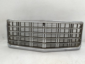 1975 Ford Granada Front Grille Bumper Not Included - Oemusedautoparts1.com