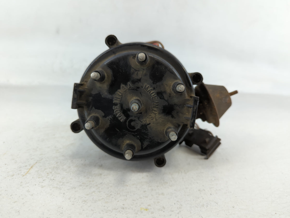 1976 Chevrolet C10 Engine Ignition Distributor OEM Fits Fits 2010 OEM Used Auto Parts - Oemusedautoparts1.com