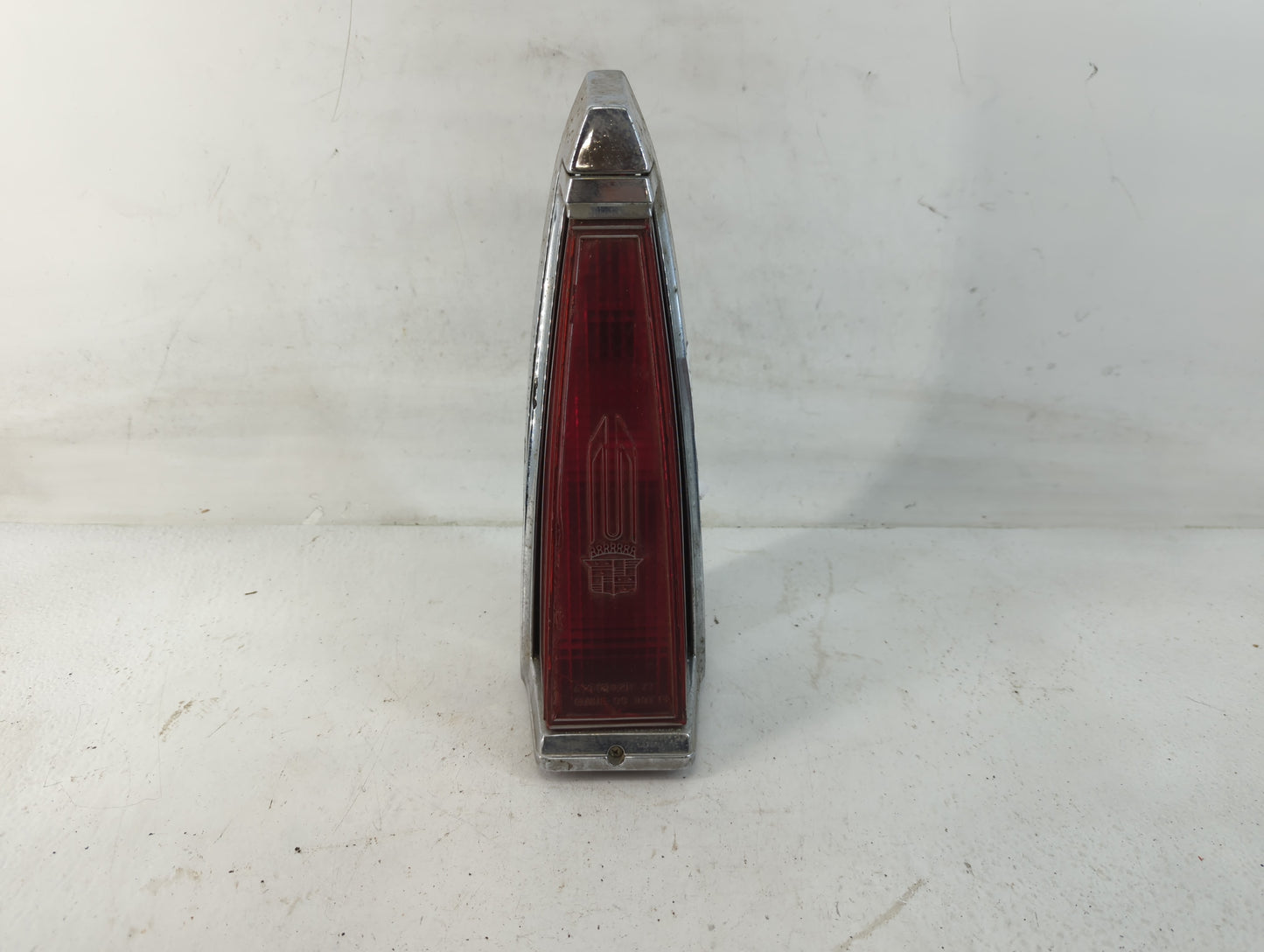 1977 Cadillac Escalade Tail Light Assembly Passenger Right OEM Fits OEM Used Auto Parts - Oemusedautoparts1.com