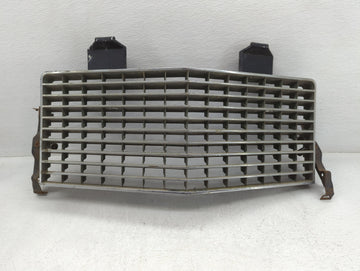 1979 Cadillac Eldorado Front Grille Bumper Not Included - Oemusedautoparts1.com