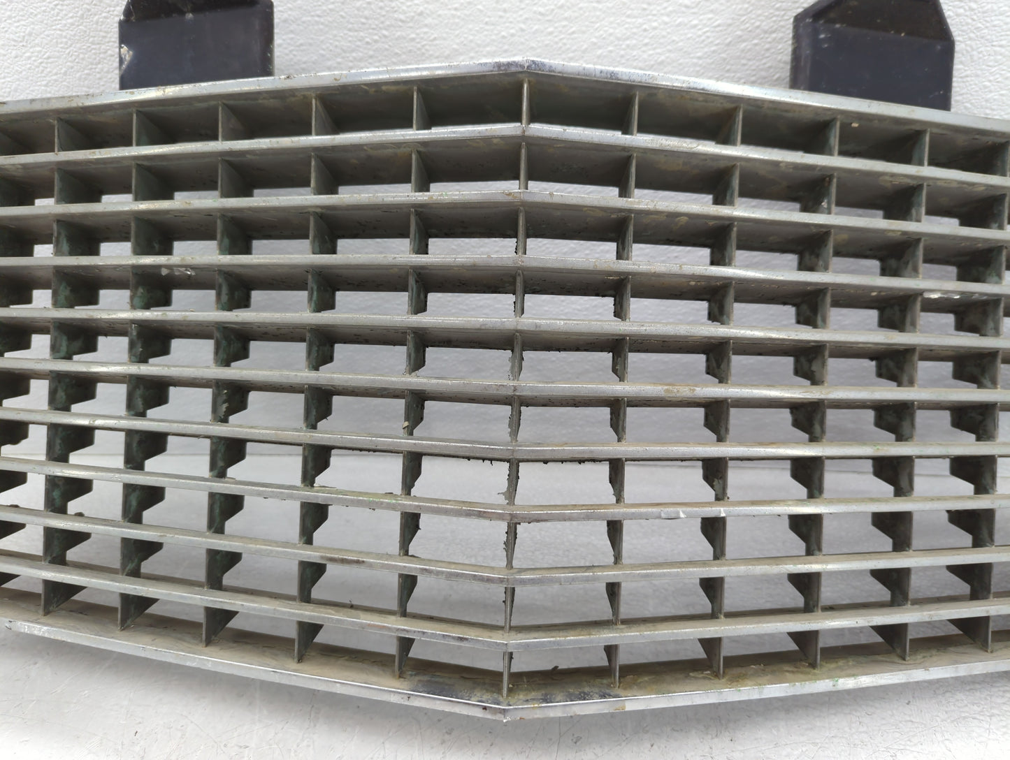 1979 Cadillac Eldorado Front Grille Bumper Not Included - Oemusedautoparts1.com