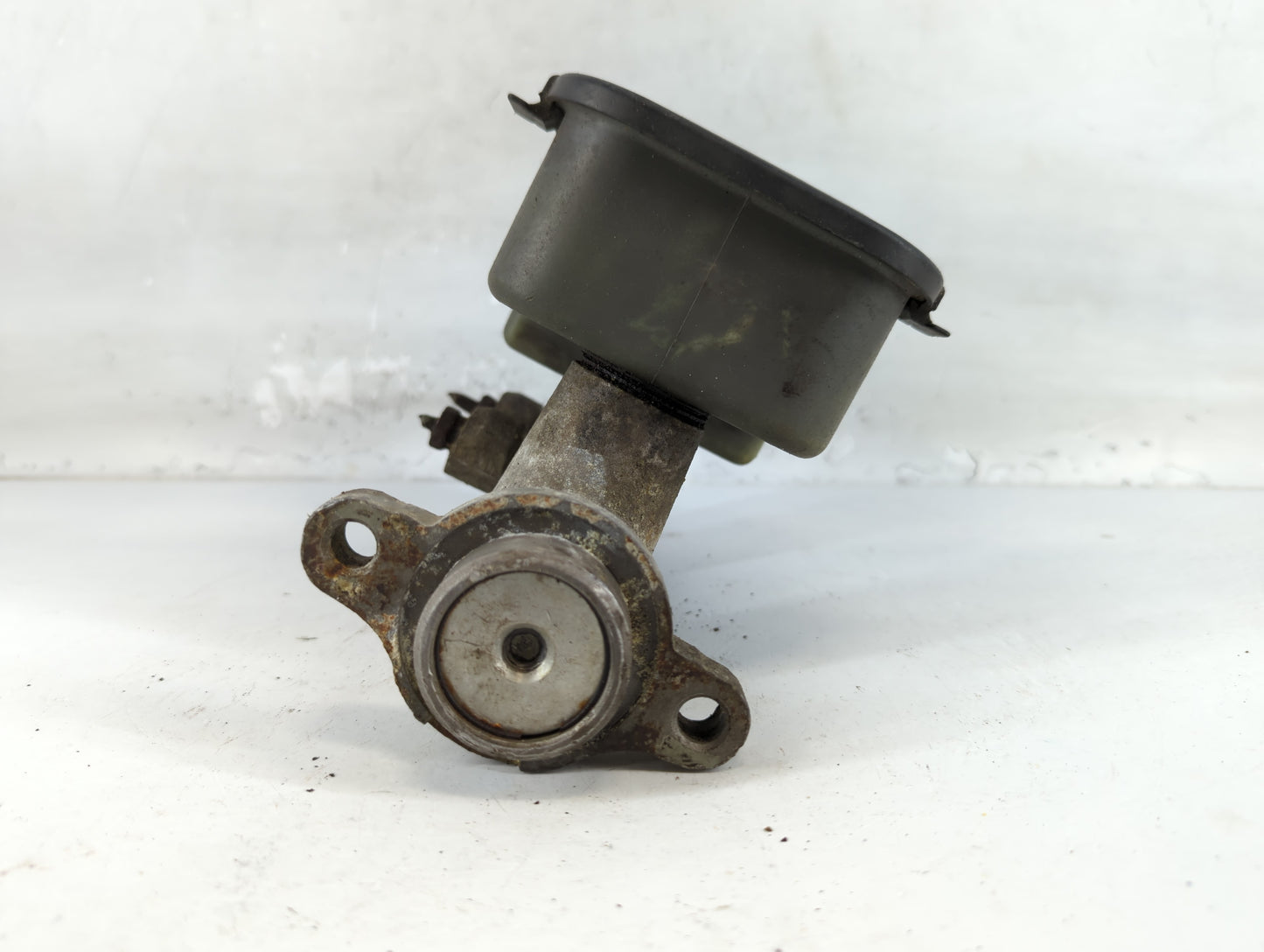 1981 Chevrolet Camaro Brake Master Cylinder - Oemusedautoparts1.com