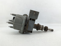 1981 Mercury Cougar Engine Ignition Distributor OEM P/N:E4ZE-12127-FA Fits OEM Used Auto Parts - Oemusedautoparts1.com