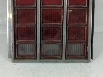 1981 Oldsmobile Cutlass Tail Light Assembly Passenger Right OEM P/N:5937532 5933996 Fits OEM Used Auto Parts