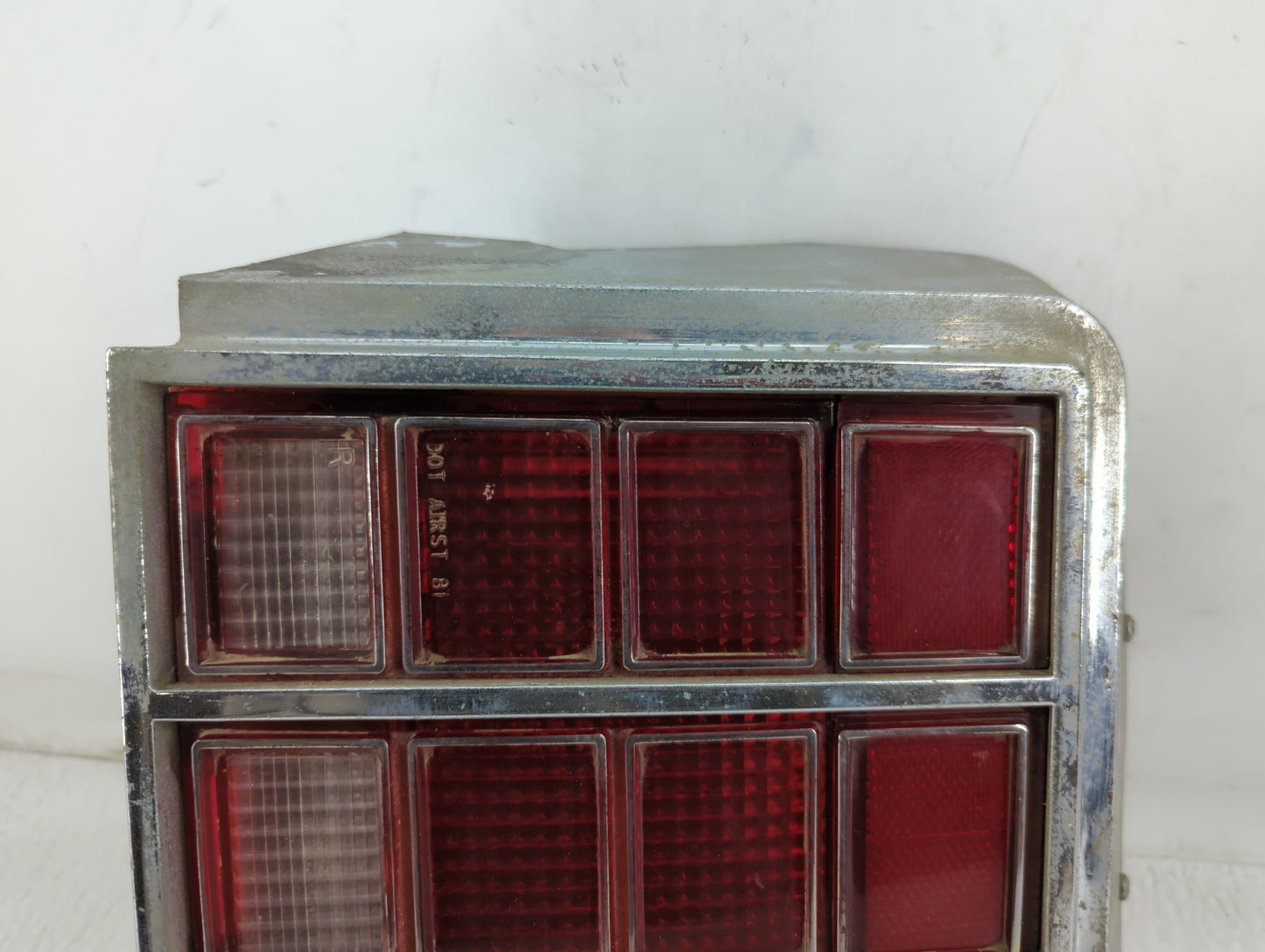 1981 Oldsmobile Cutlass Tail Light Assembly Passenger Right OEM P/N:5A37532 Fits OEM Used Auto Parts - Oemusedautoparts1.com