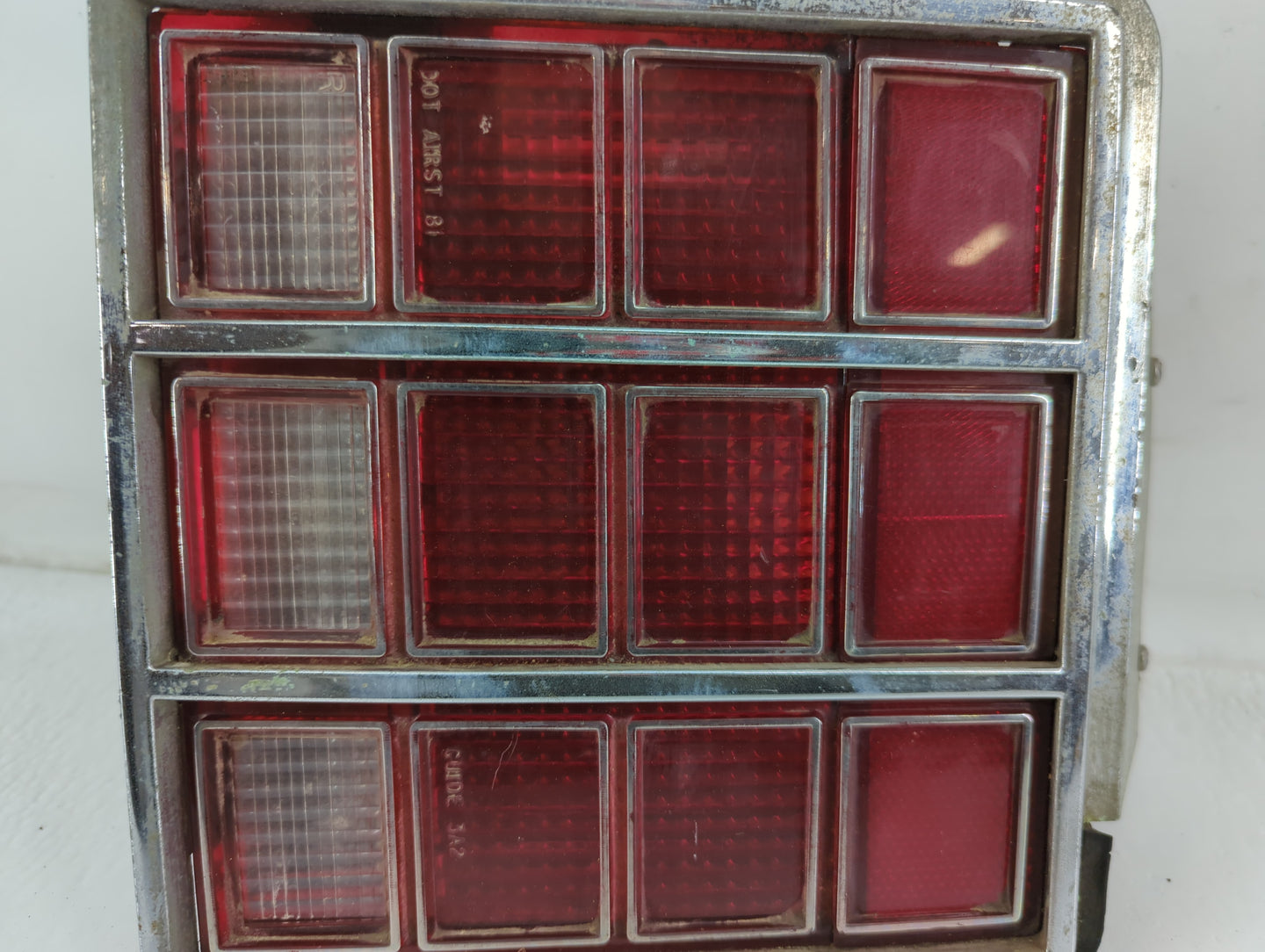 1981 Oldsmobile Cutlass Tail Light Assembly Passenger Right OEM P/N:5A37532 Fits OEM Used Auto Parts - Oemusedautoparts1.com