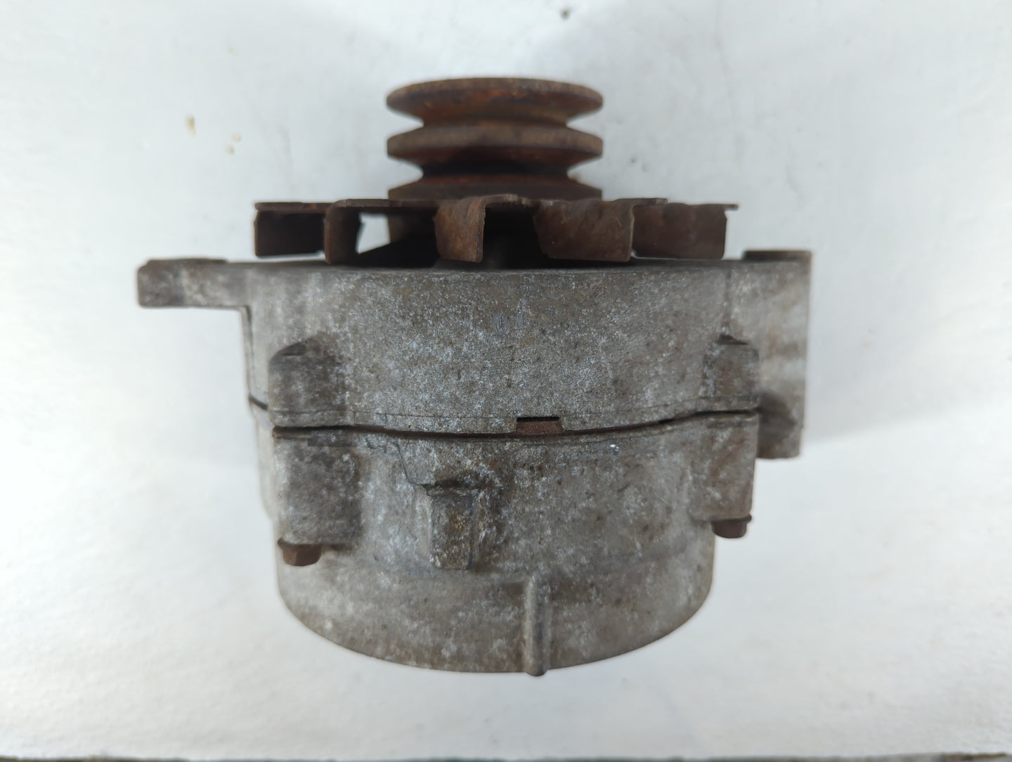 1982 Ford F-150 Alternator Replacement Generator Charging Assembly Engine OEM Fits OEM Used Auto Parts - Oemusedautoparts1.c