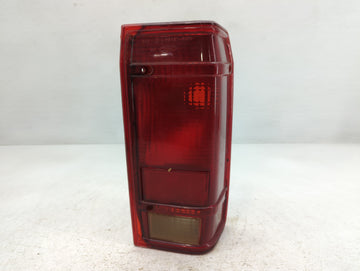 1983 Ford Ranger Tail Light Assembly Passenger Right OEM P/N:97B-13440-AE F17B-13443-BA Fits OEM Used Auto Parts - Oemusedau