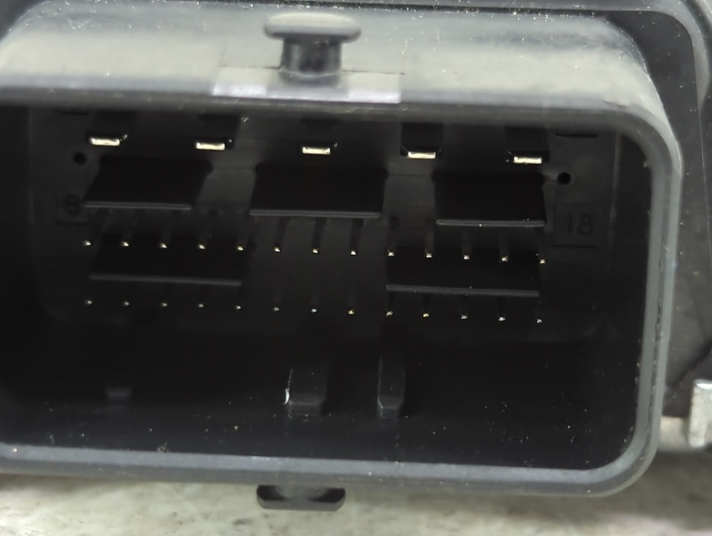 1983 Oldsmobile Omega PCM Engine Control Computer ECU ECM PCU OEM P/N:KCR030-060 237H06UA3B, VCRA2 24429 X0086 Fits OEM Used