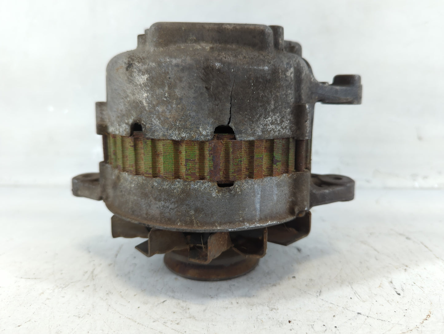 1984 Dodge 600 Alternator Replacement Generator Charging Assembly Engine OEM P/N:A4T25199 Fits OEM Used Auto Parts - Oemused