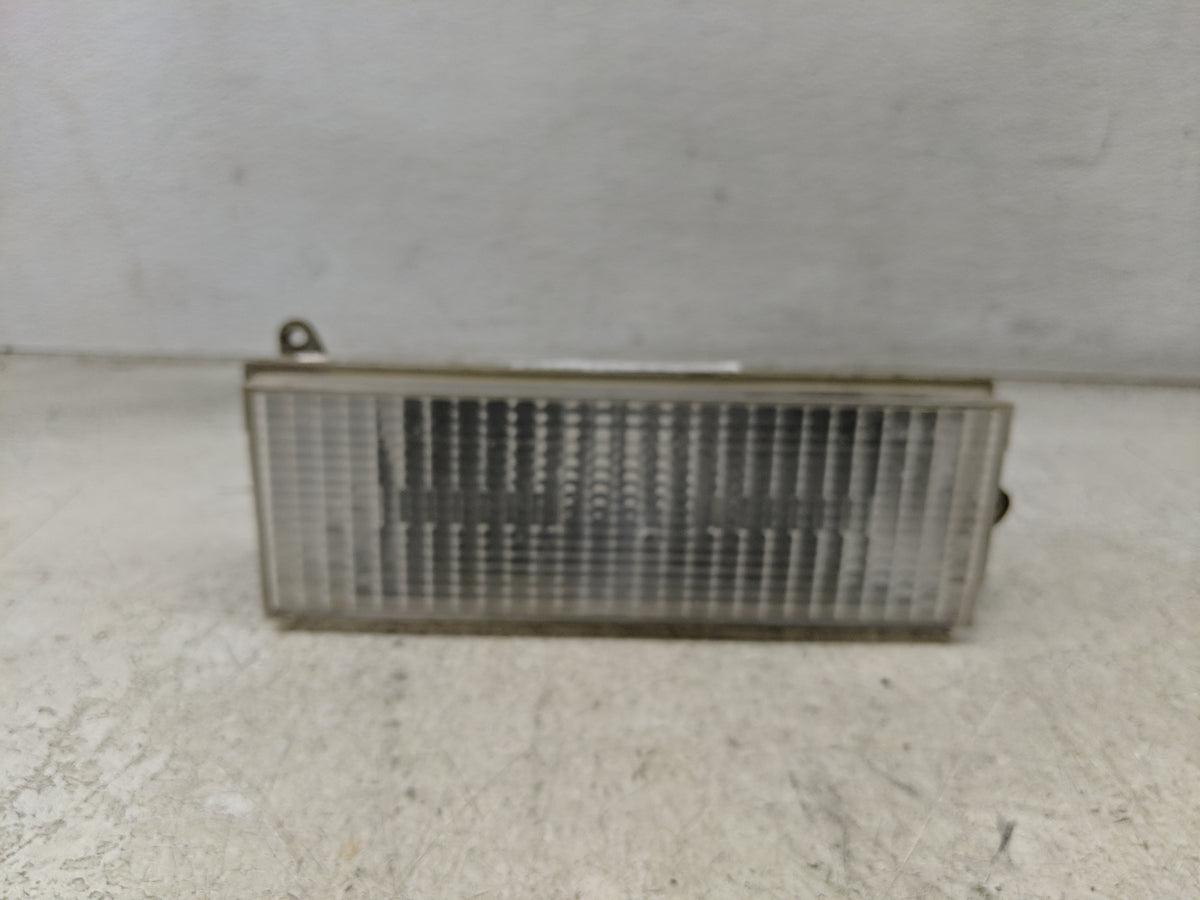 1984-1996 Jeep Cherokee Passenger Right Oem Head Light Headlight Lamp 1500045 - Oemusedautoparts1.com