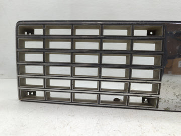 1984 Oldsmobile Cutlass Front Grille Bumper Not Included - Oemusedautoparts1.com