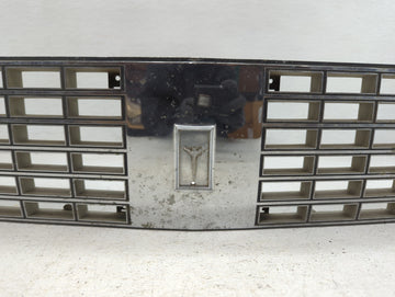 1984 Oldsmobile Cutlass Front Grille Bumper Not Included