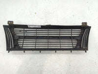1984 Saab 900 Front Grille Bumper Not Included - Oemusedautoparts1.com