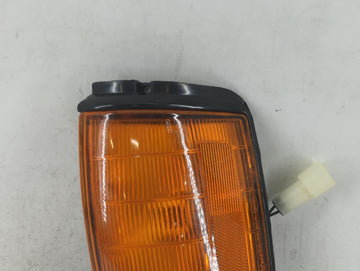 1984 Toyota 4runner Passenger Right Oem Head Light Headlight Lamp