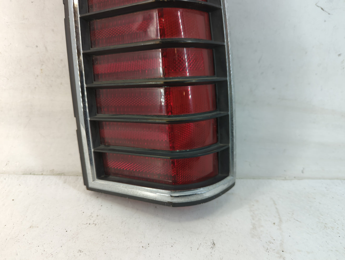 1985 Chevrolet P6000 Tail Light Assembly Passenger Right OEM P/N:5973218 Fits OEM Used Auto Parts - Oemusedautoparts1.com