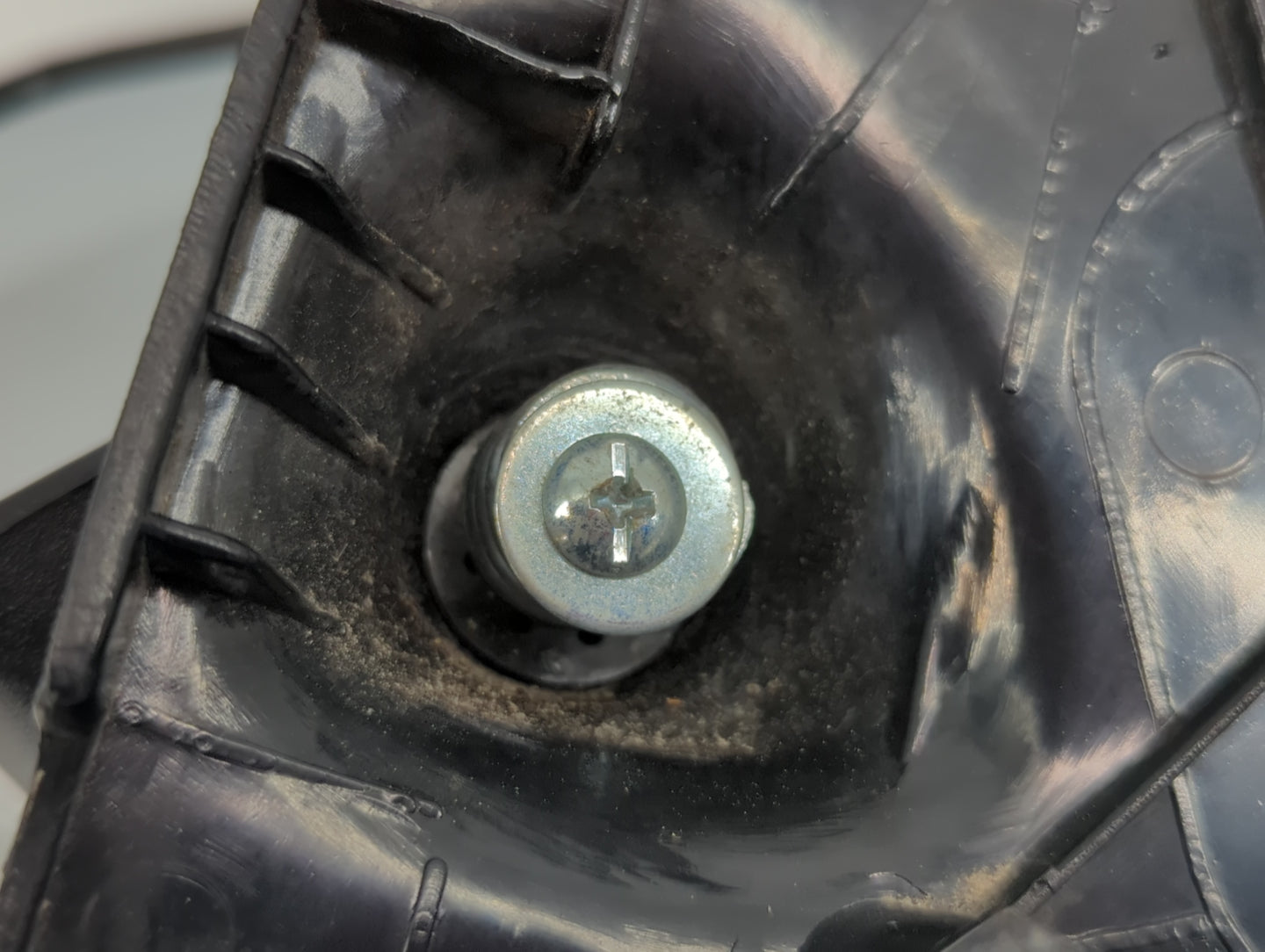 1985 Chevrolet S10 Blazer Driver Side View Mirror - Left Door Mirror OEM Used - Oemusedautoparts1.com