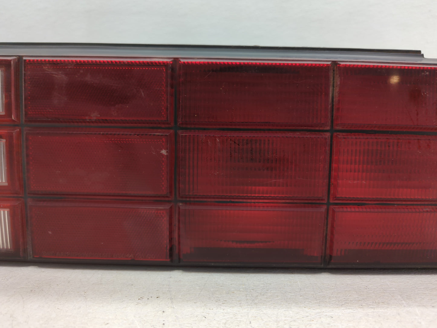 1985 Chrysler Lebaron Tail Light Assembly Passenger Right OEM P/N:4321014 Fits OEM Used Auto Parts - Oemusedautoparts1.com