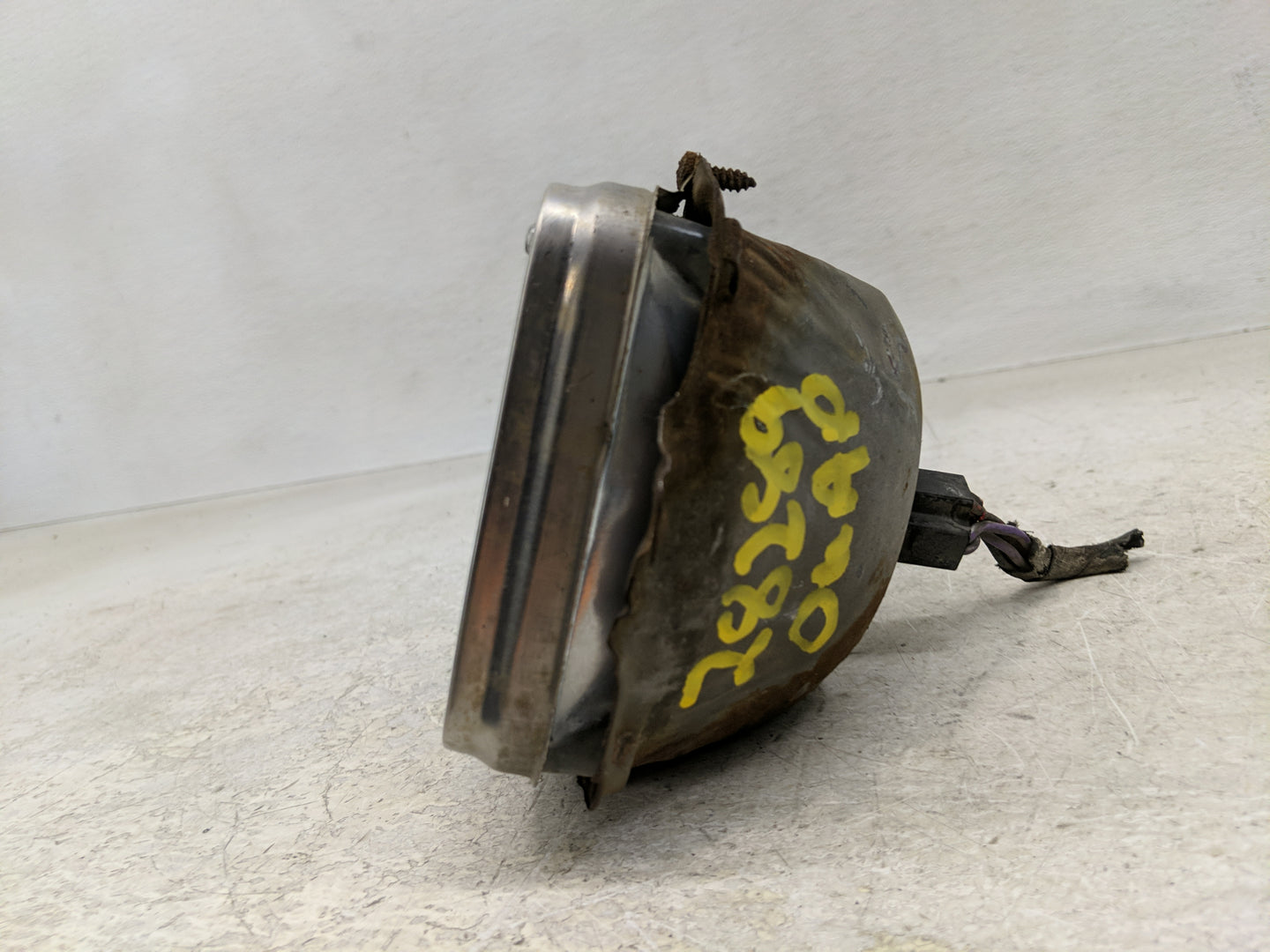 1985 Dodge 600 Passenger Right Oem Head Light Headlight Lamp - Oemusedautoparts1.com