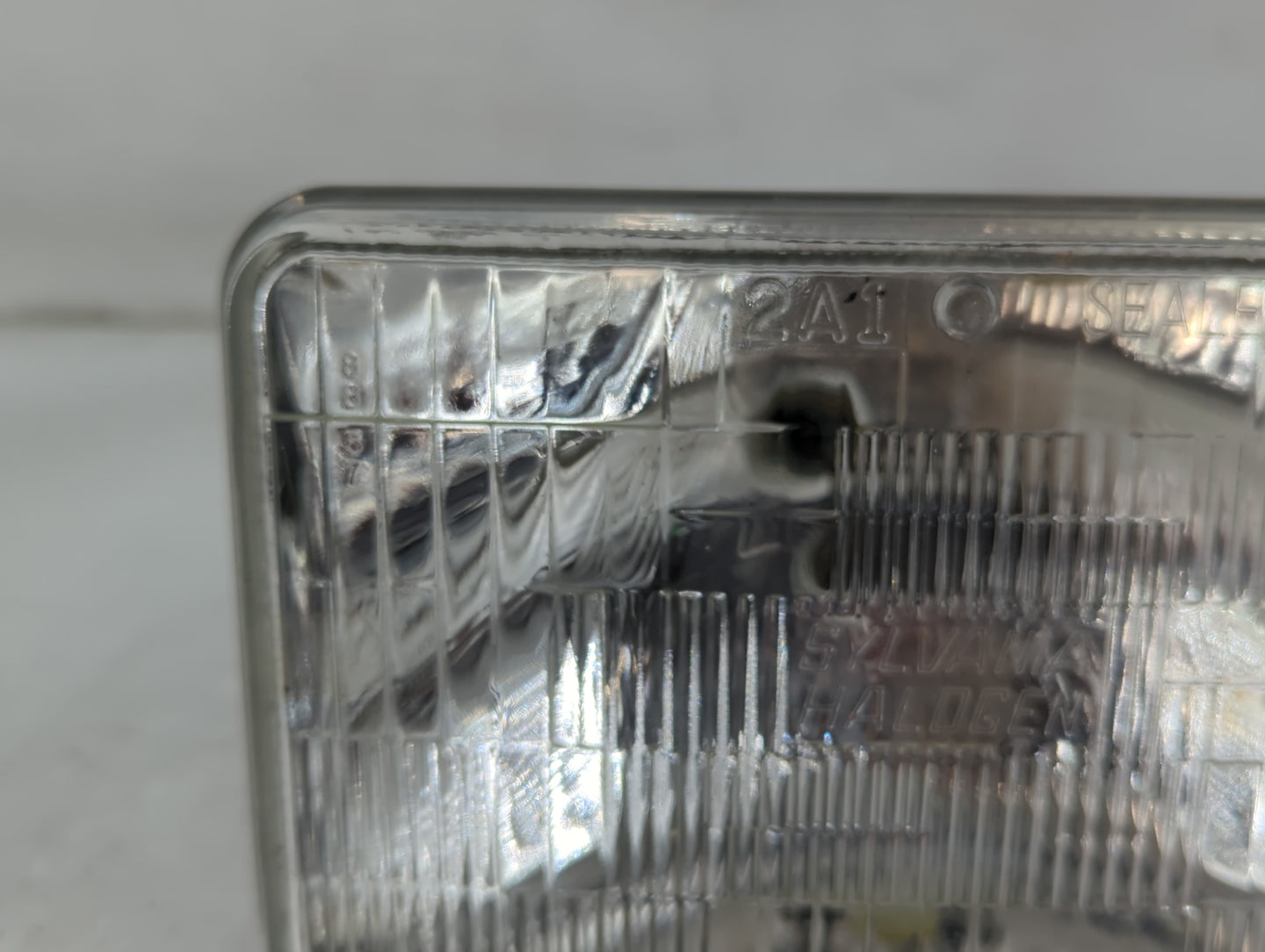 1985 Ford Mustang Passenger Right Oem Head Light Headlight Lamp - Oemusedautoparts1.com