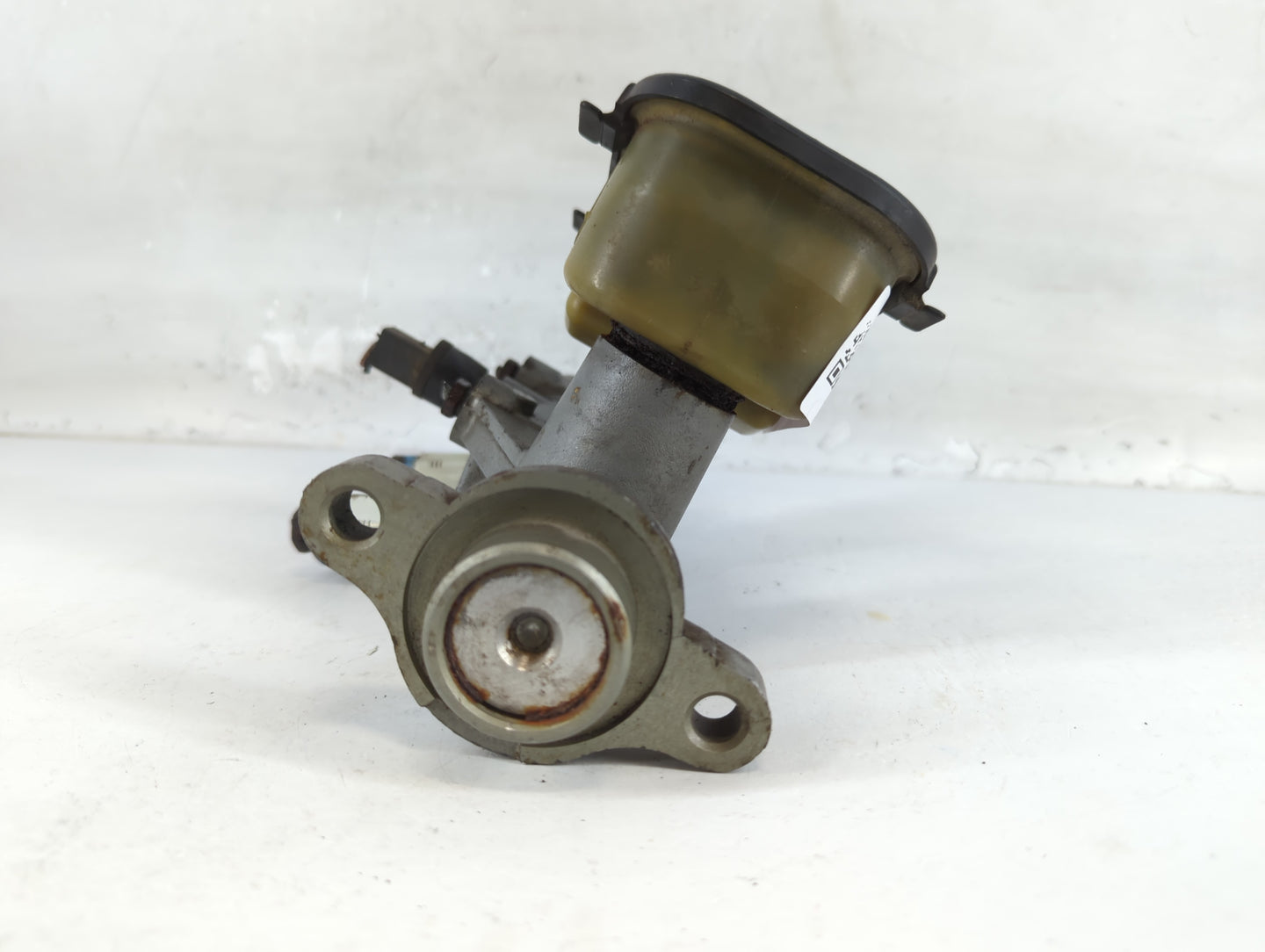 1985 Pontiac Sunbird Brake Master Cylinder - Oemusedautoparts1.com