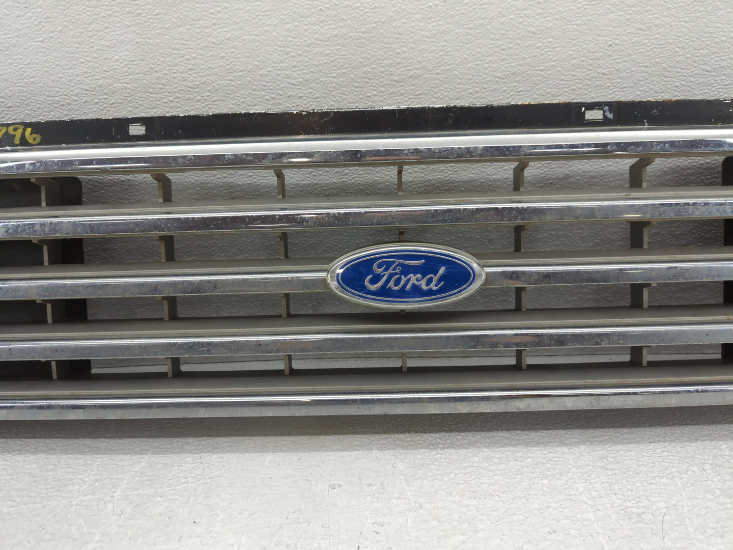 1986 Aftermarket Astrostart Front Grille Bumper Not Included - Oemusedautoparts1.com