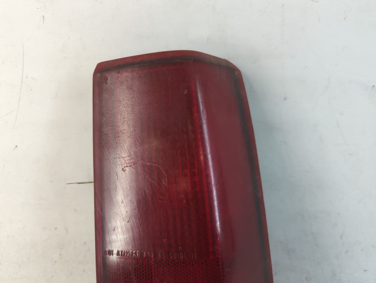 1985-2005 Chevrolet Astro Tail Light Assembly Passenger Right OEM P/N:1652448 1 AB Fits OEM Used Auto Parts - Oemusedautopar