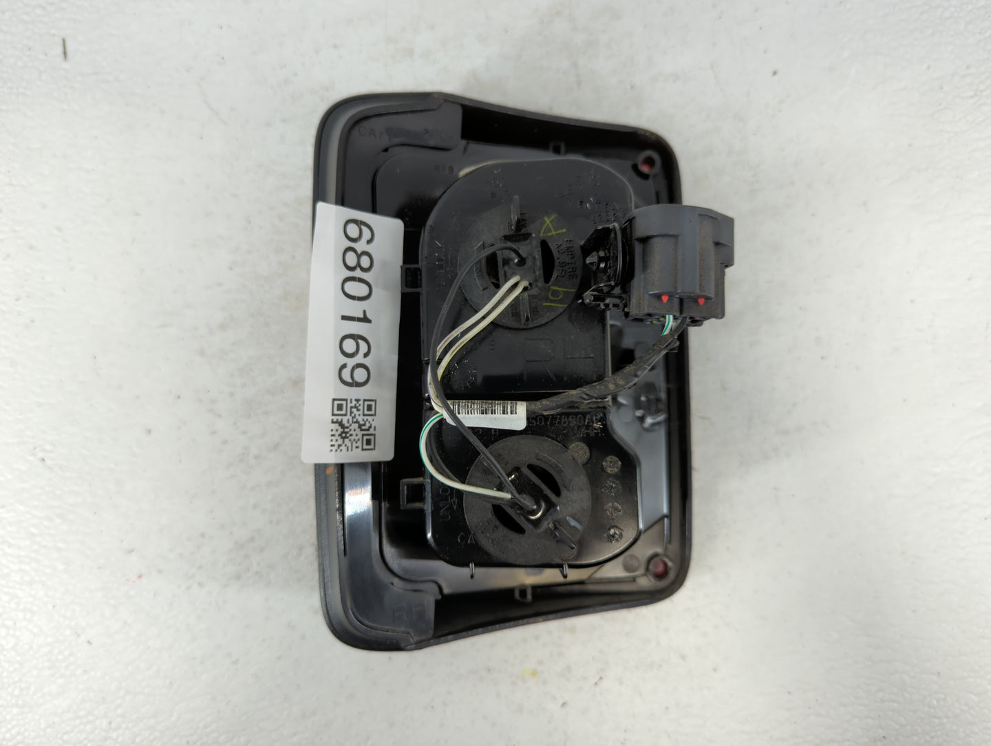 1986 Chevrolet El Camino Tail Light Assembly Driver Left OEM P/N:5743340 EL133788 Fits OEM Used Auto Parts - Oemusedautopart