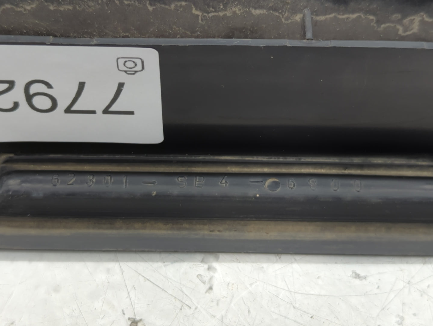 1986 Honda Civic Front Grille Bumper Not Included - Oemusedautoparts1.com