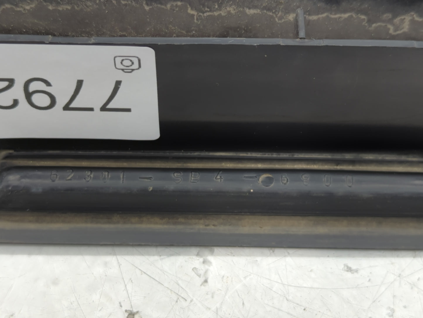 1986 Honda Civic Front Grille Bumper Not Included - Oemusedautoparts1.com