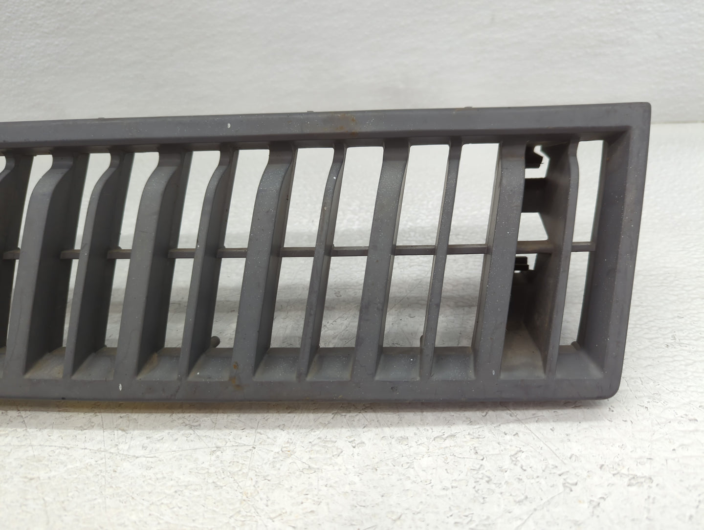 1986 Mercury Lynx Front Grille Bumper Not Included - Oemusedautoparts1.com