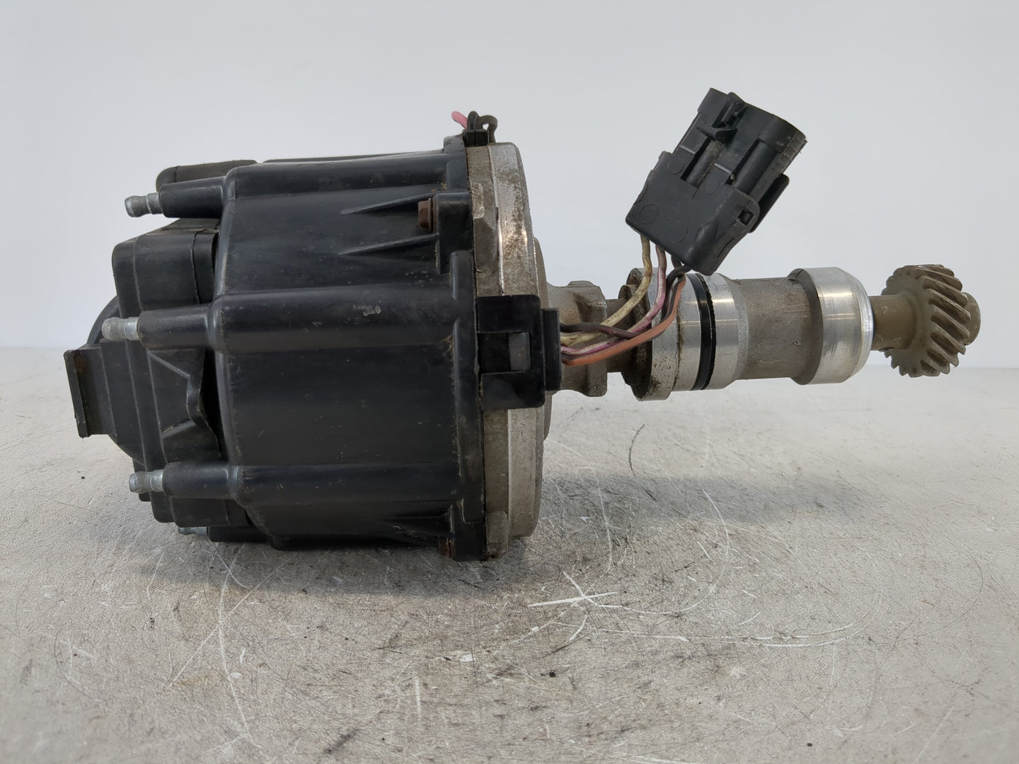 1987 Cadillac Eldorado Engine Ignition Distributor OEM Fits OEM Used Auto Parts - Oemusedautoparts1.com