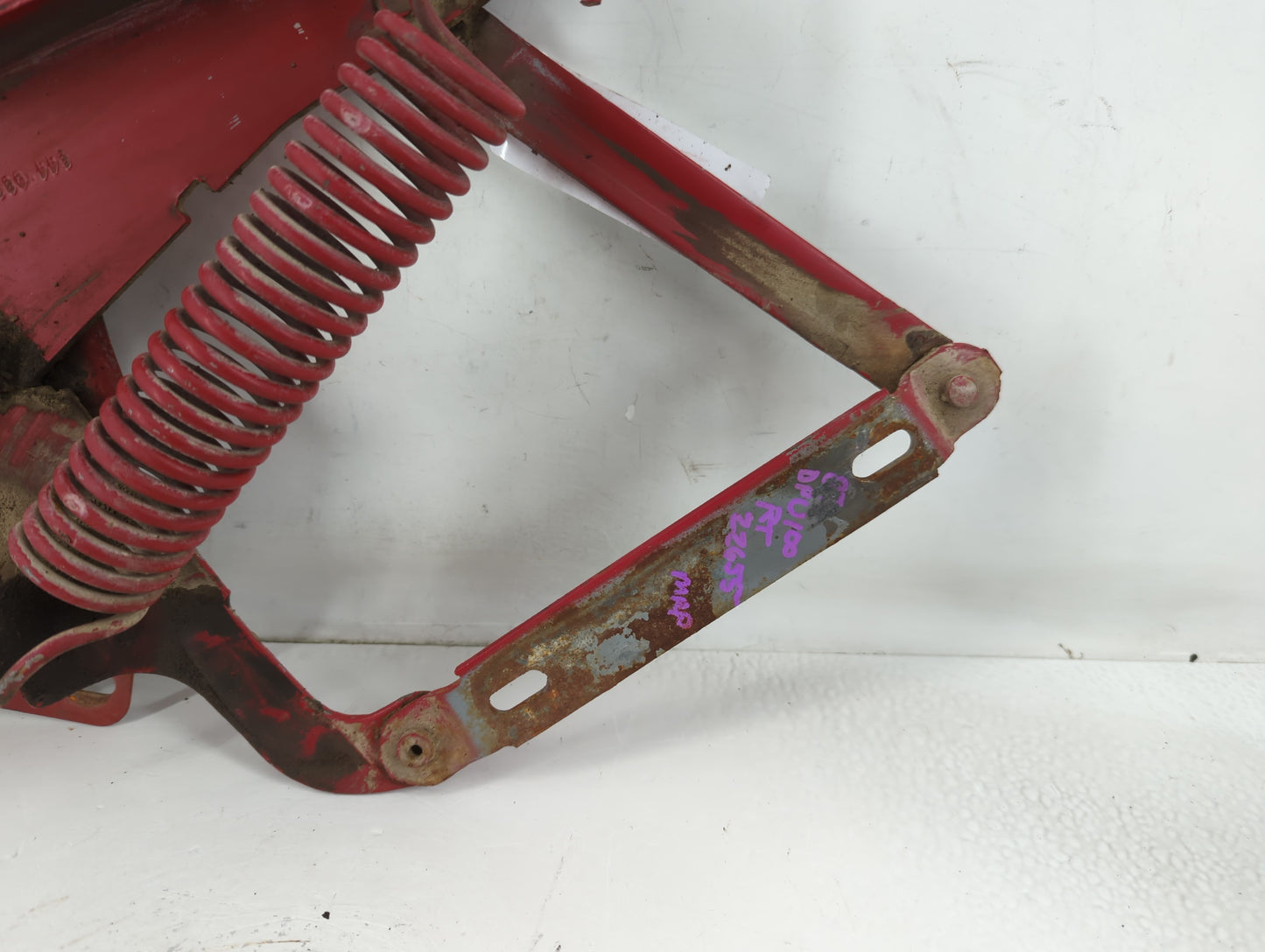 1987 Gmc 100 Passenger Right Hood Hinge Red - Oemusedautoparts1.com