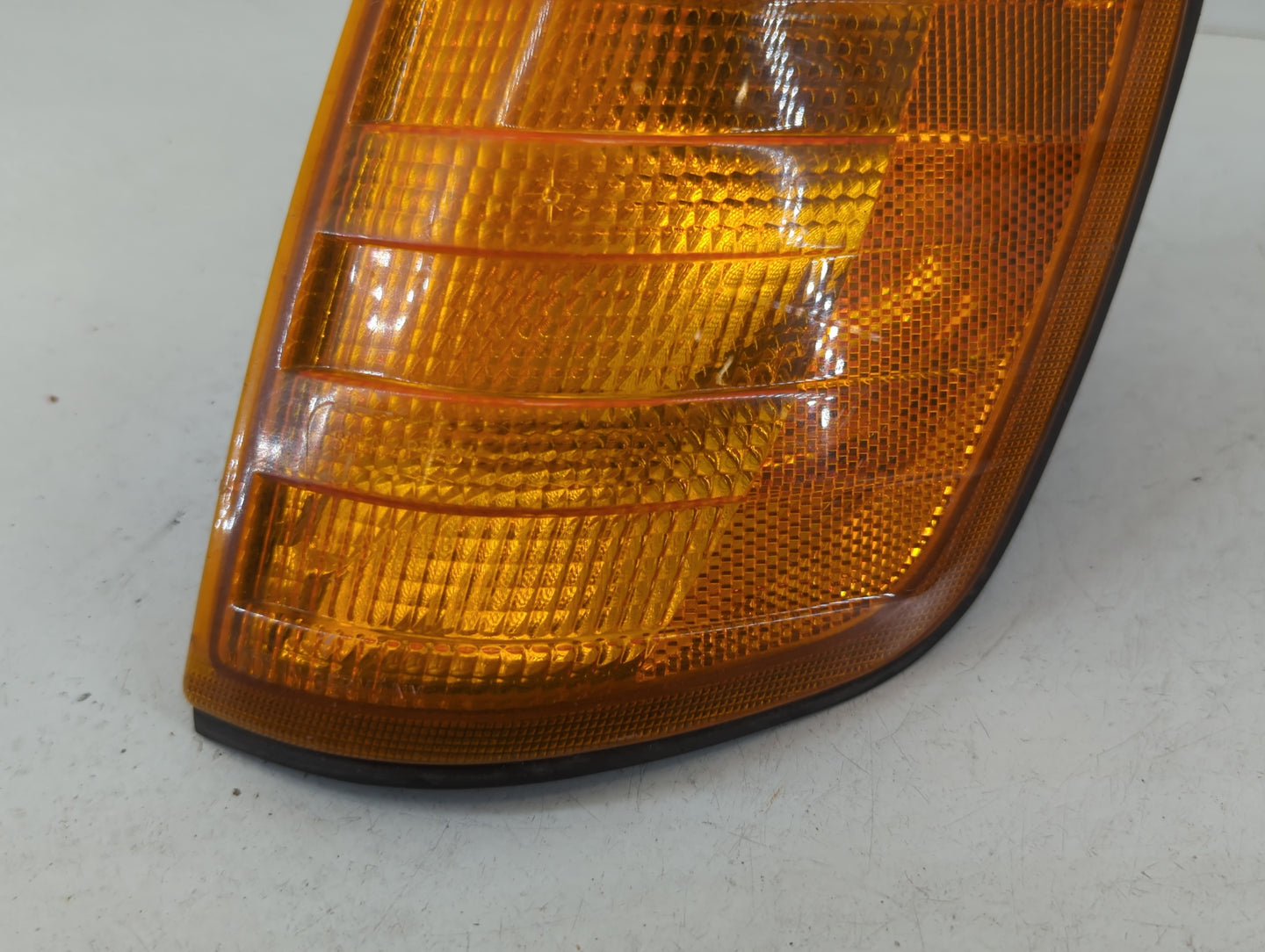 1987 Mercedes-benz W124 Driver Left Oem Head Light Headlight Lamp - Oemusedautoparts1.com