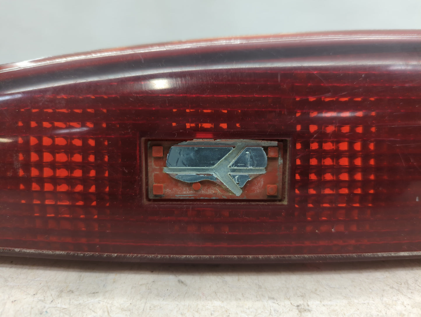 1987 Oldsmobile 98 Tail Light Assembly Passenger Right OEM P/N:GM 16500268 16500268 Fits OEM Used Auto Parts - Oemusedautopa