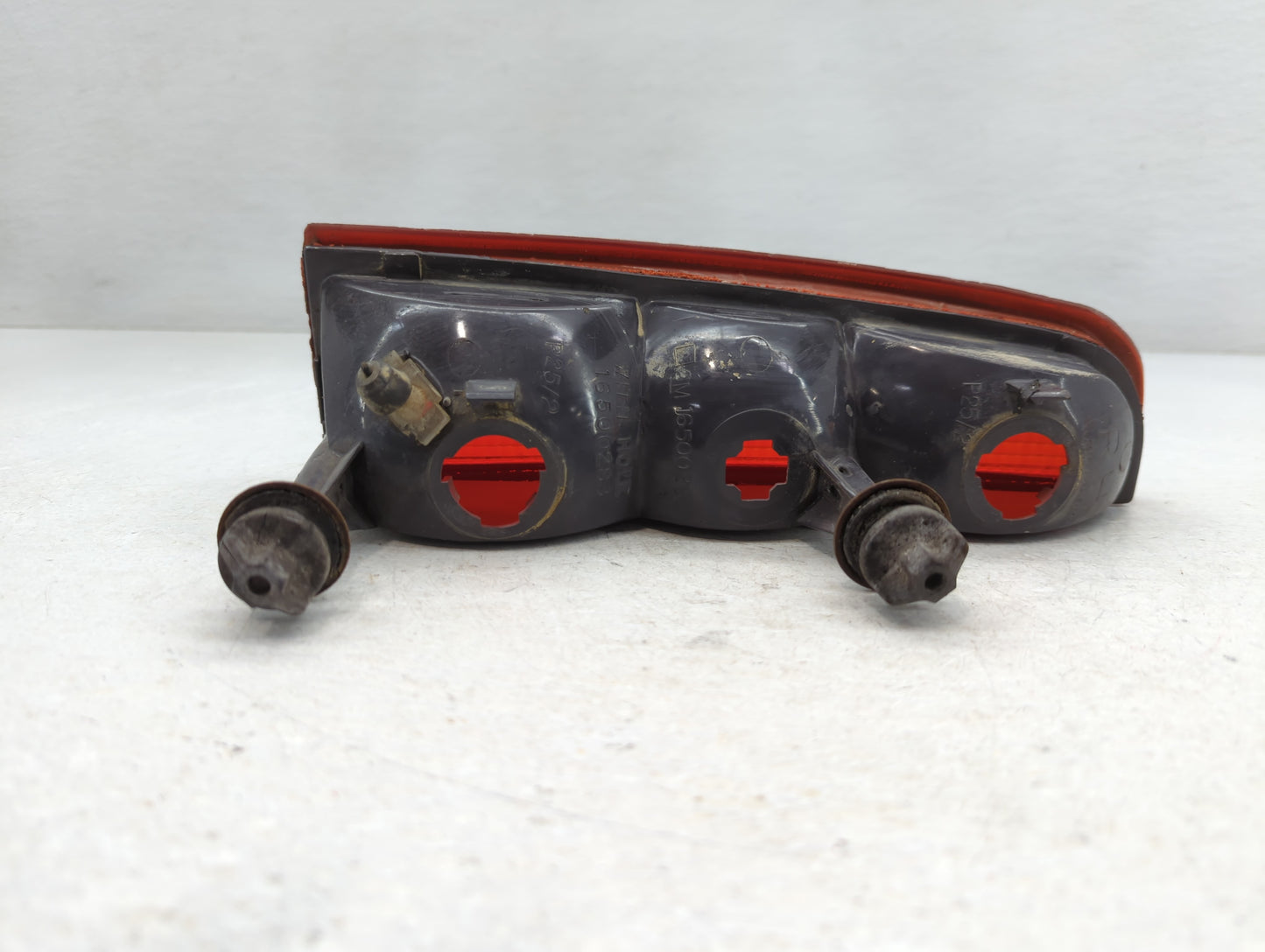 1987 Oldsmobile 98 Tail Light Assembly Passenger Right OEM P/N:GM 16500268 16500268 Fits OEM Used Auto Parts - Oemusedautopa