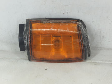 1987 Toyota Mark II Turn Signal Light Corner Lamp - Oemusedautoparts1.com