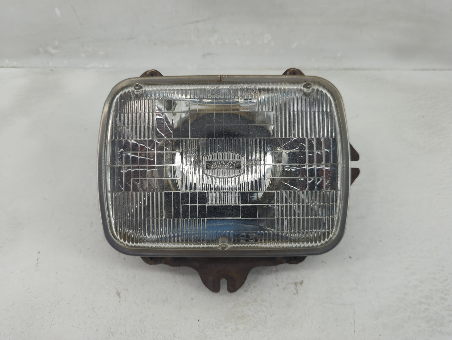1987 Toyota Pickup Driver Left Oem Head Light Headlight Lamp - Oemusedautoparts1.com