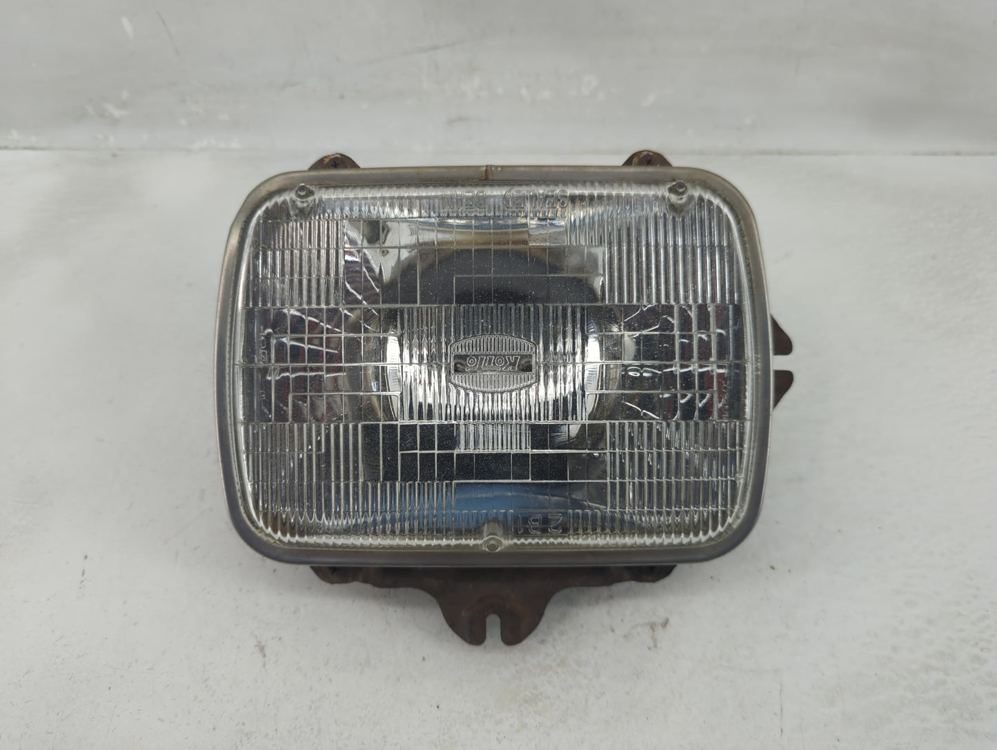 1987 Toyota Pickup Driver Left Oem Head Light Headlight Lamp - Oemusedautoparts1.com