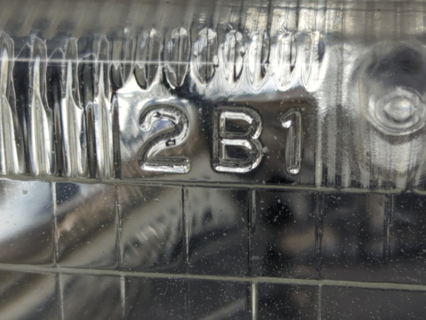 1987 Toyota Pickup Driver Left Oem Head Light Headlight Lamp - Oemusedautoparts1.com