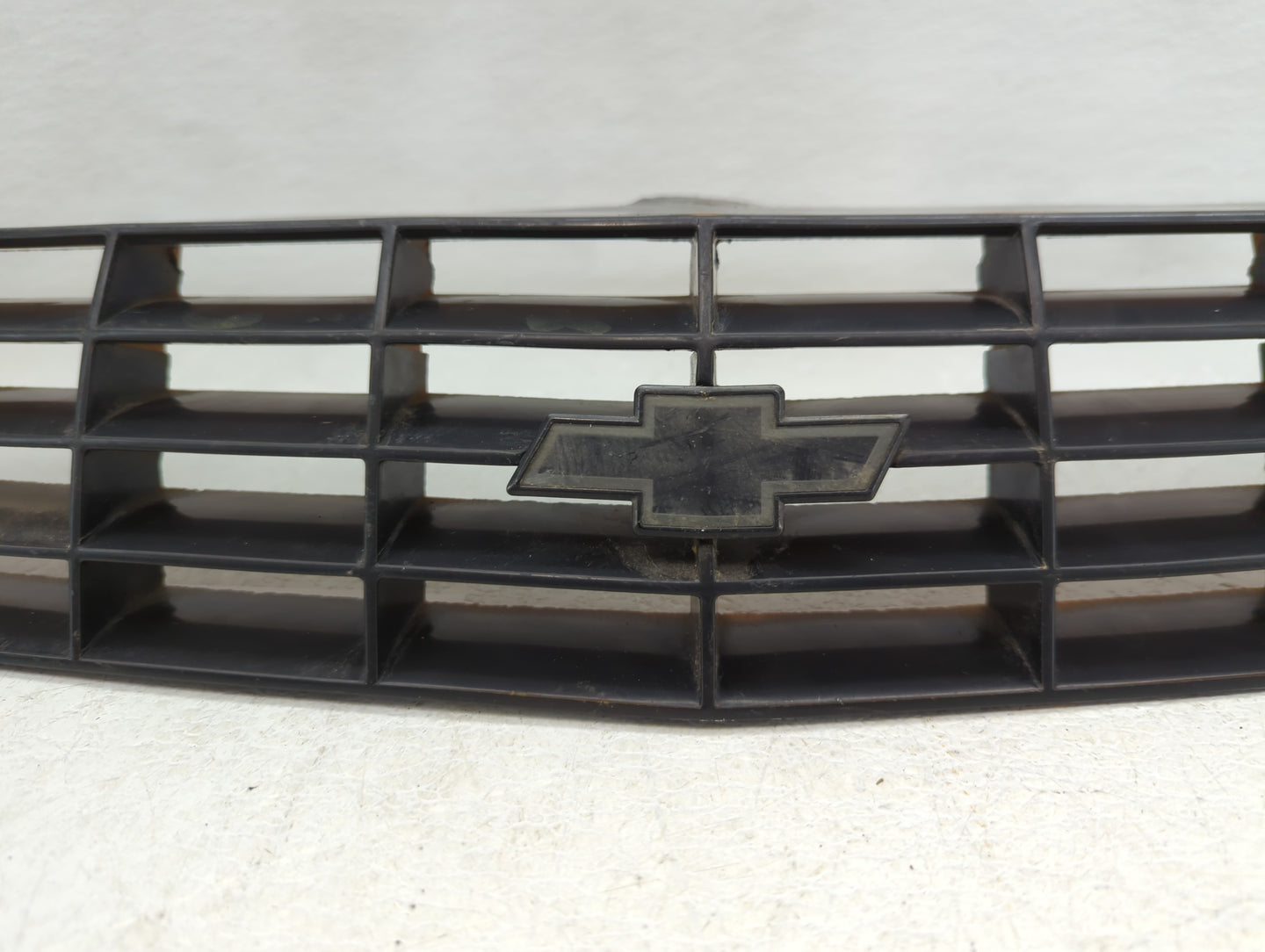 1994-1996 Chevrolet Beretta Front Bumper Grille Cover - Oemusedautoparts1.com