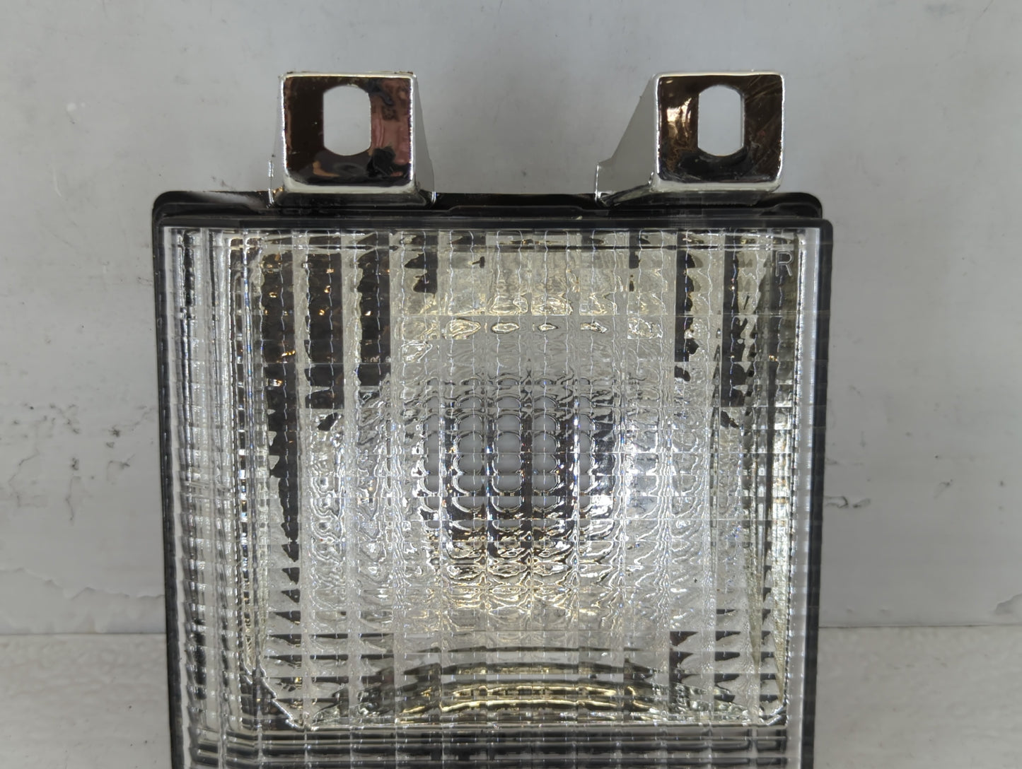 1988 Chevrolet Blazer Driver Left Oem Head Light Headlight Lamp - Oemusedautoparts1.com