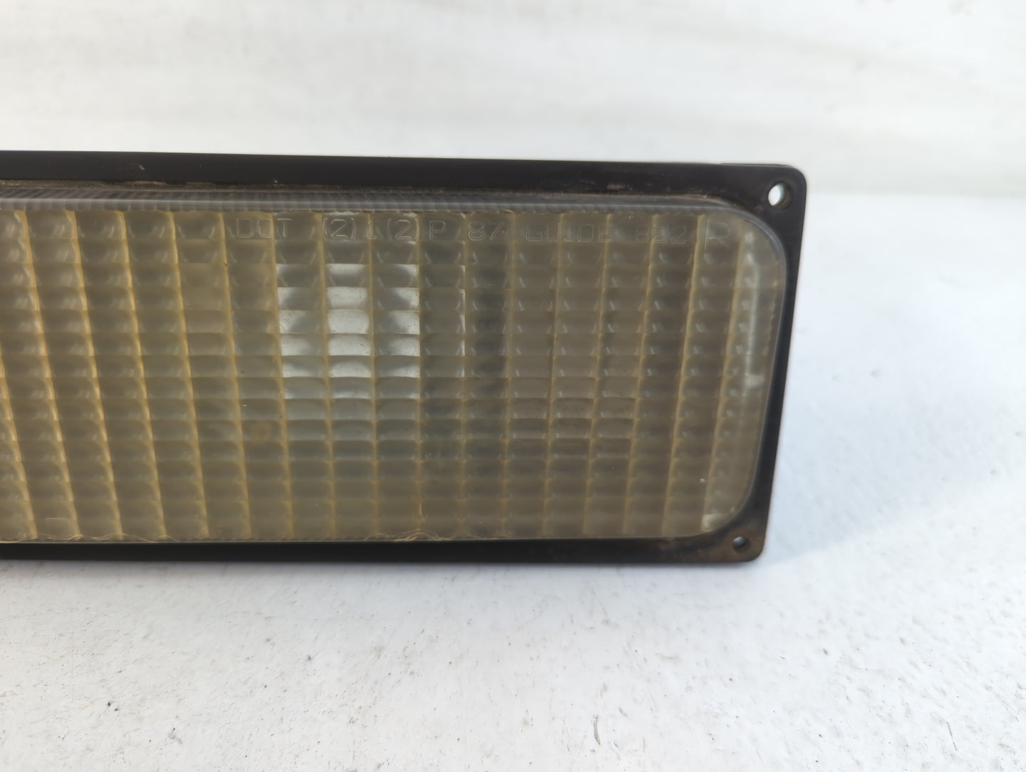 1988 Chevrolet C1500 Passenger Right Oem Head Light Headlight Lamp - Oemusedautoparts1.com