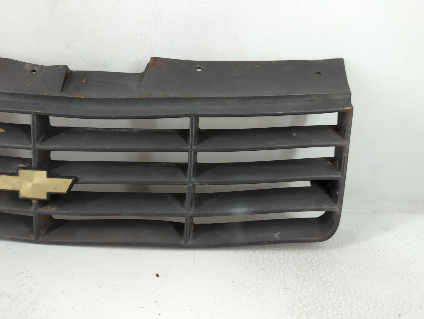 1988 Chevrolet Corsica Front Bumper Grille Cover - Oemusedautoparts1.com