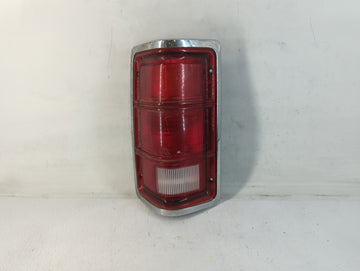 1988 Dodge Dakota Tail Light Assembly Driver Left OEM P/N:82897 lh -2 Fits OEM Used Auto Parts - Oemusedautoparts1.com